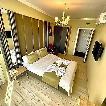 New Taksim 3*